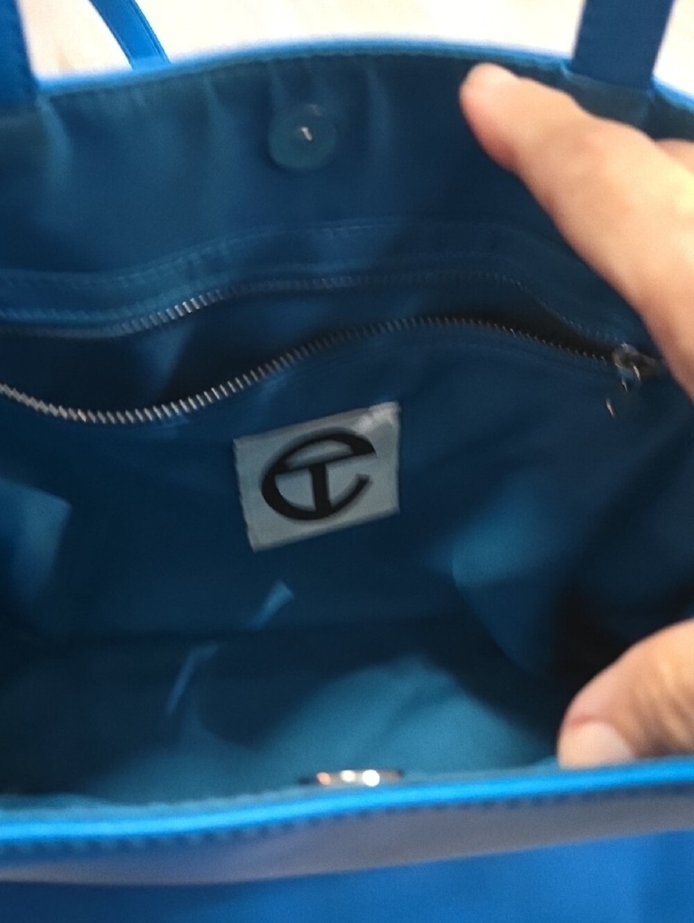 Telfar Medium Shopping Bag In Cyan - Picture 4 of 4